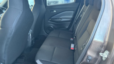 Nissan Juke 1.0 DiG-T 114 N-Connecta 5dr Petrol Hatchback